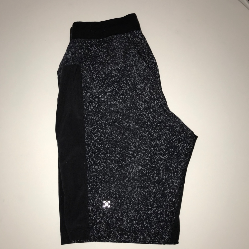 NWOT Lululemon Men T.H.E. Shorts 9" Linerless M